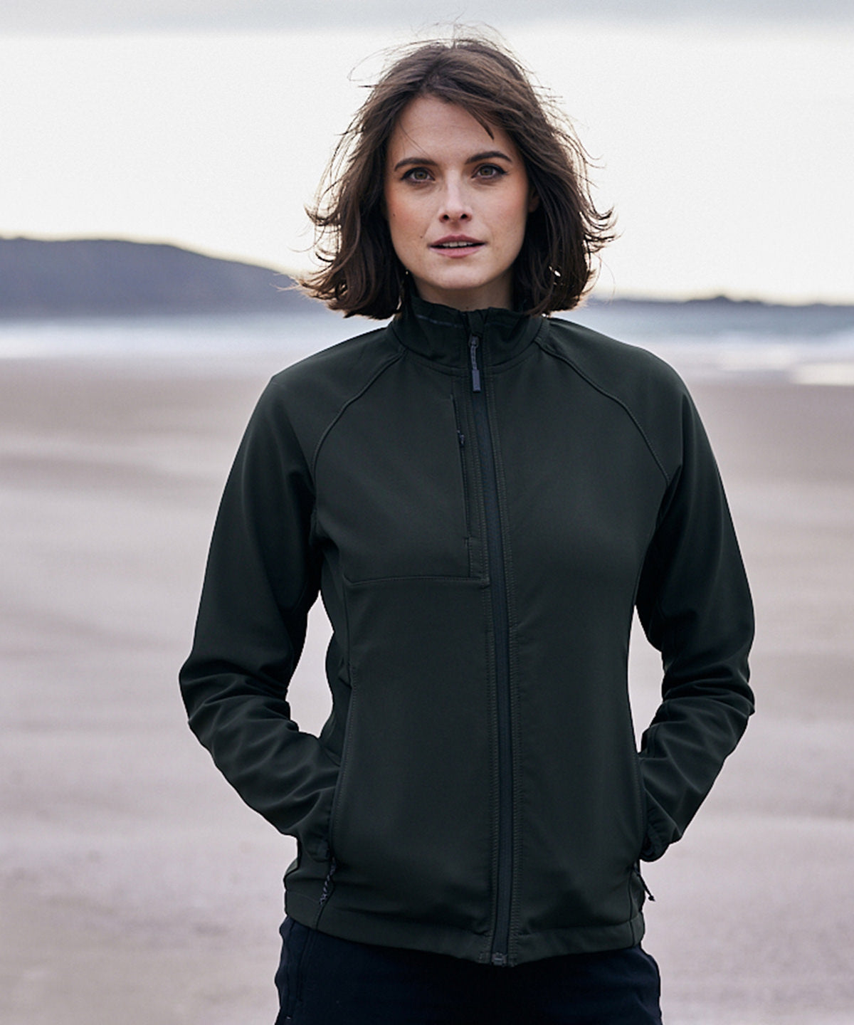 Expert women's Basecamp softshell jacket
