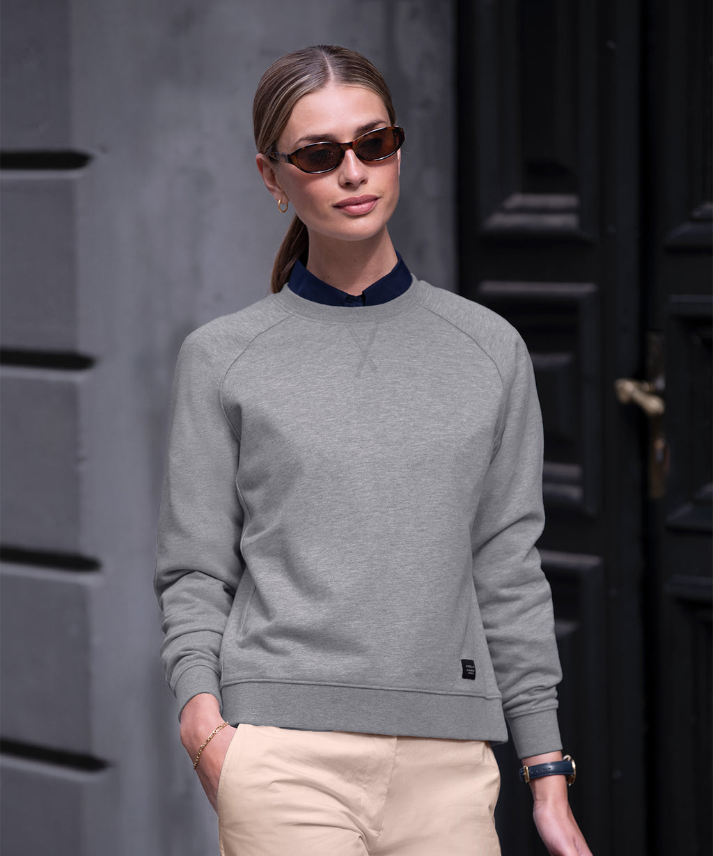 Nimbus Women's Georgetown - timeless luxury crew neck