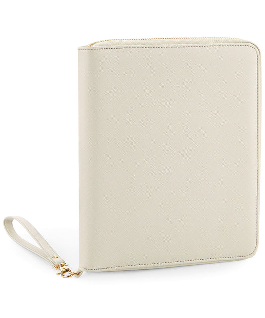 Boutique travel/tech organiser