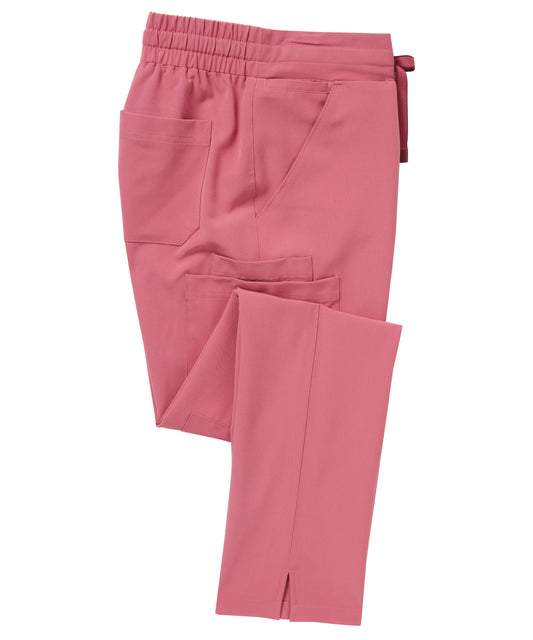 WomenÃƒÂ¢Ã¢â€šÂ¬Ã¢â€žÂ¢s 'Relentless' Onna-stretch cargo pants