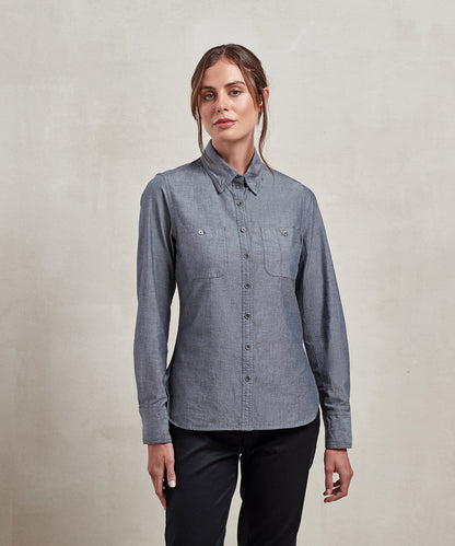 WomenÃƒÂ¢Ã¢â€šÂ¬Ã¢â€žÂ¢s Chambray shirt, organic and Fairtrade certified