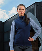 WomenÃƒÂ¢Ã¢â€šÂ¬Ã¢â€žÂ¢s WindcheckerÃƒâ€šÃ‚Â® printable and recycled gilet
