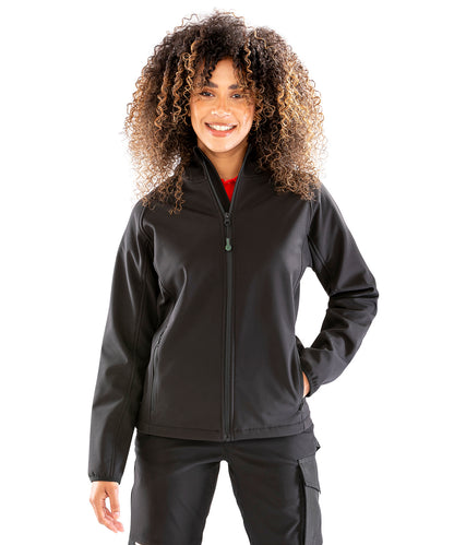 WomenÃƒÂ¢Ã¢â€šÂ¬Ã¢â€žÂ¢s recycled 3-layer printable hooded softshell